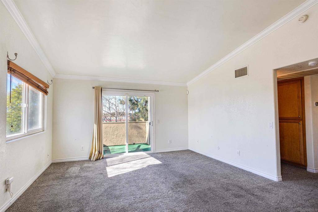 Oceanside, CA 92057,5009 Los Morros #18