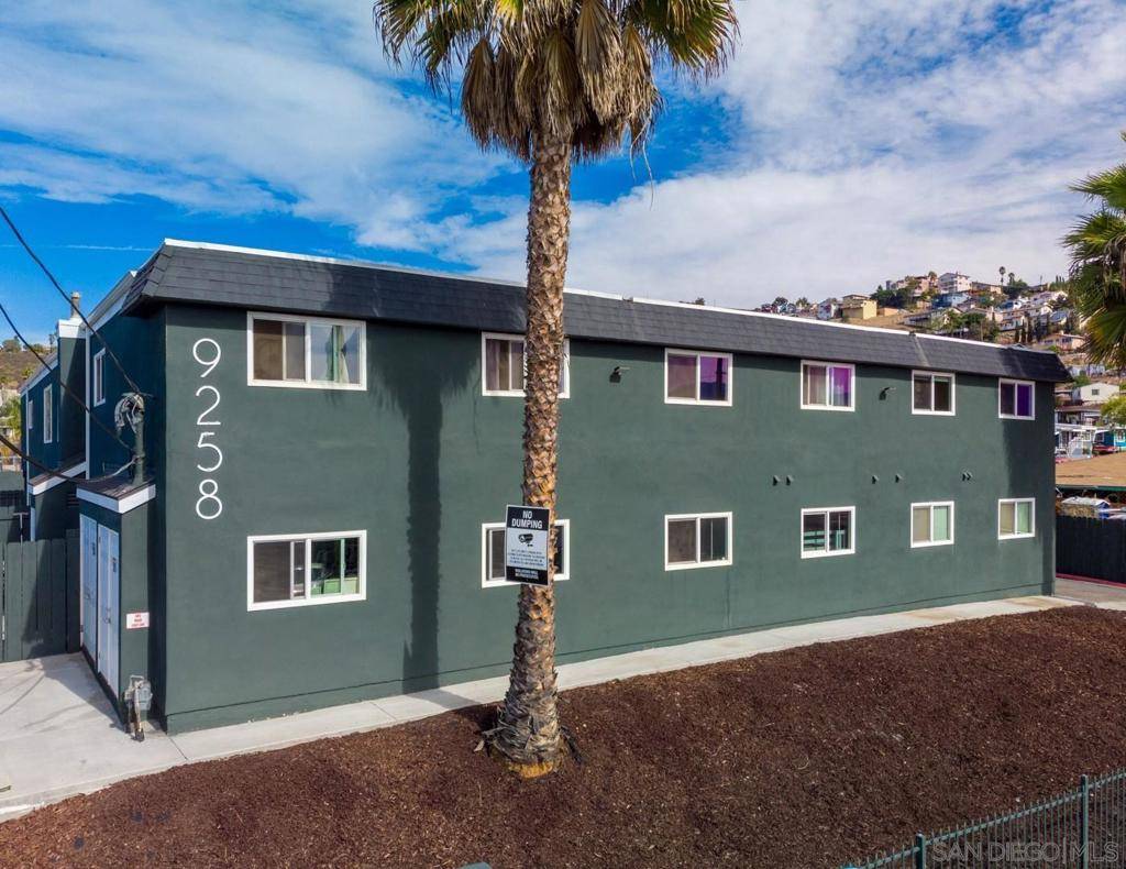 Spring Valley, CA 91977,9258 Birch St