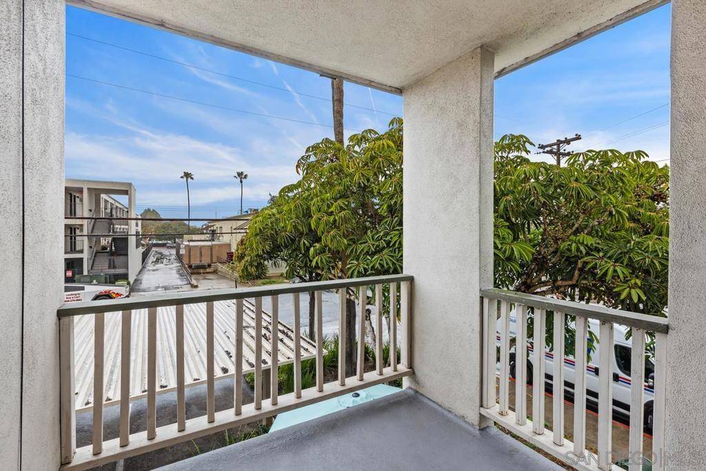 San Diego, CA 92110,3063 Barnard