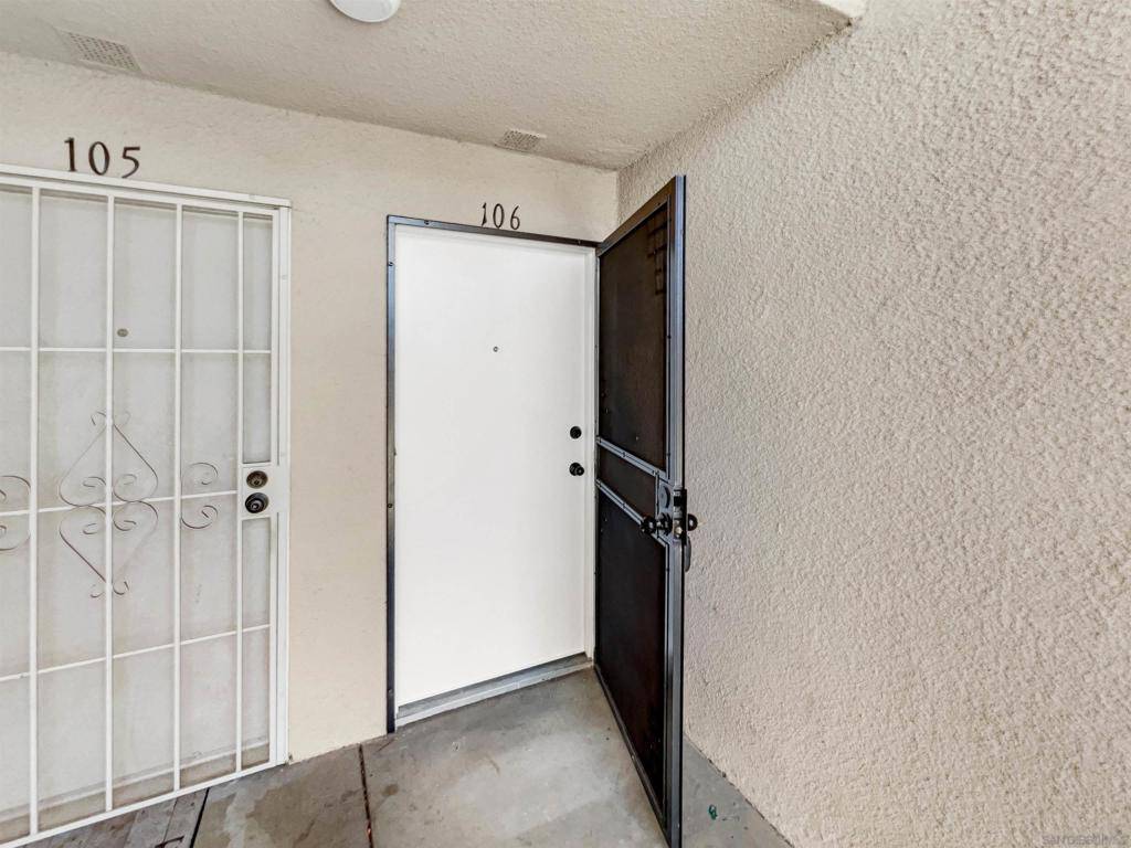 La Mesa, CA 91941,4475 Dale Ave #106