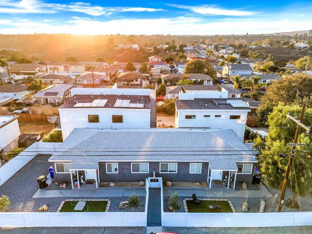 San Diego, CA 92111,2386 88 W Jewett St