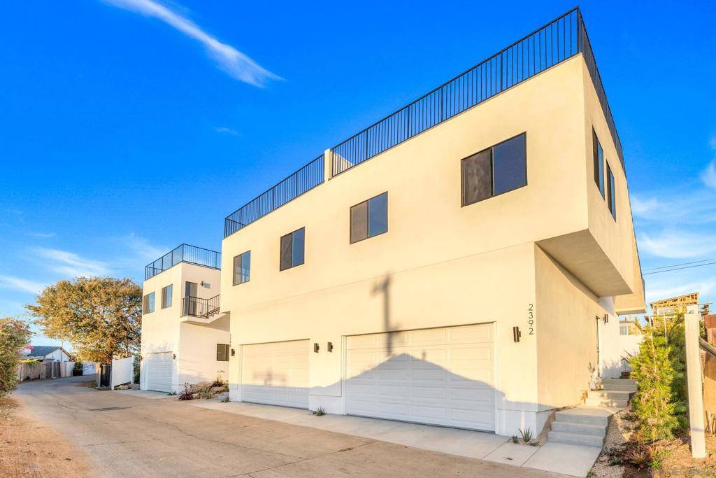 San Diego, CA 92111,2386 88 W Jewett St