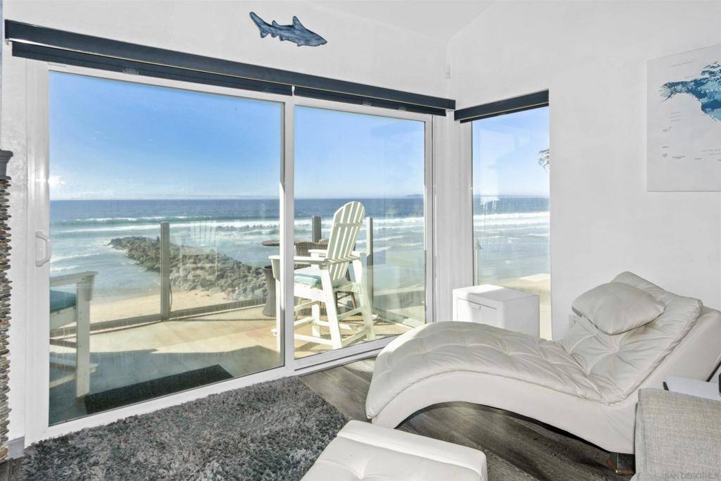 Imperial Beach, CA 91932,706 Ocean Ln