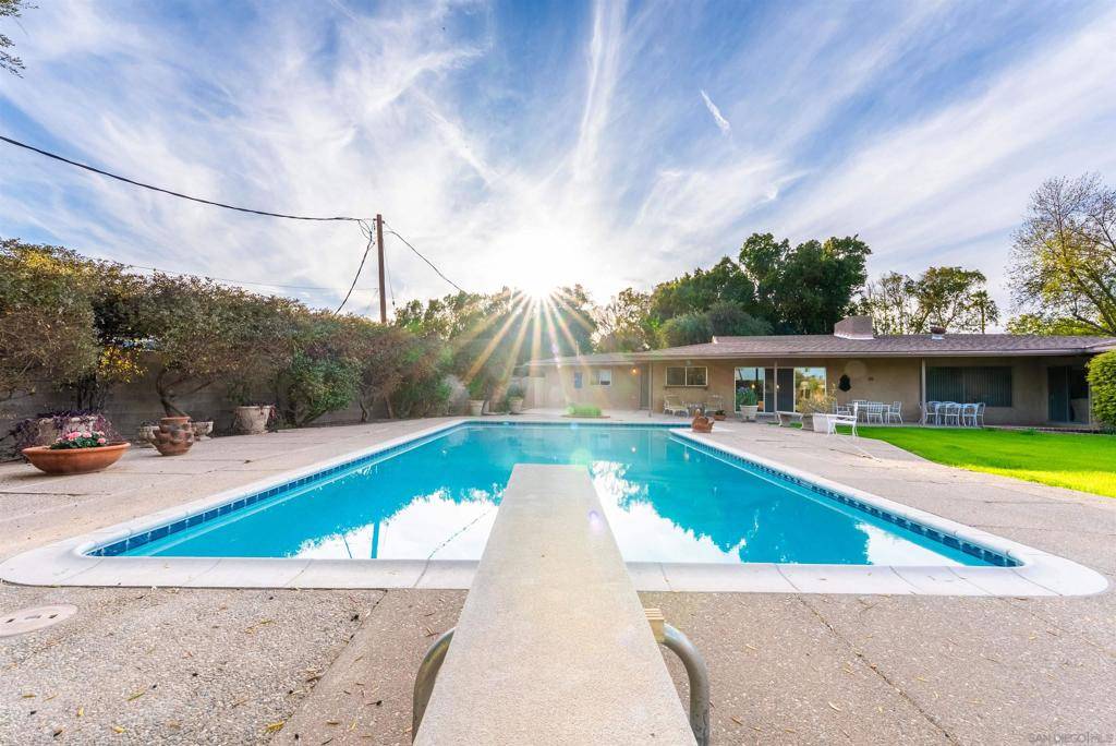 El Centro, CA 92243,167 S Santa Rosa Ave