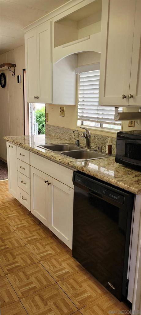 Poway, CA 92064,14004 Jasmine Ave #260