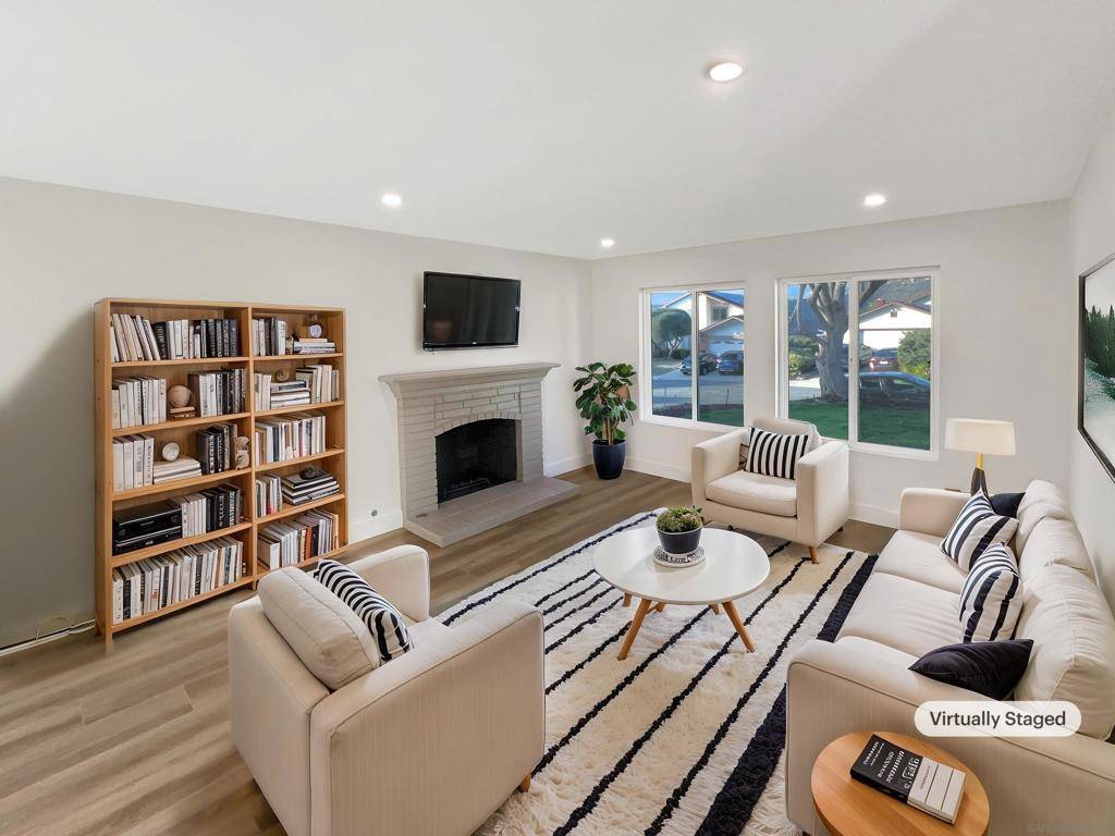 San Diego, CA 92119,6585 Royal Gorge Ct