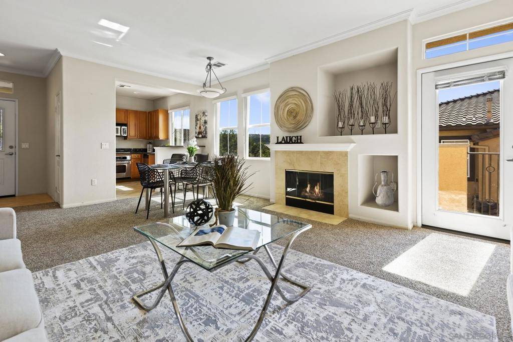 San Diego, CA 92128,12665 Creekview Dr #136