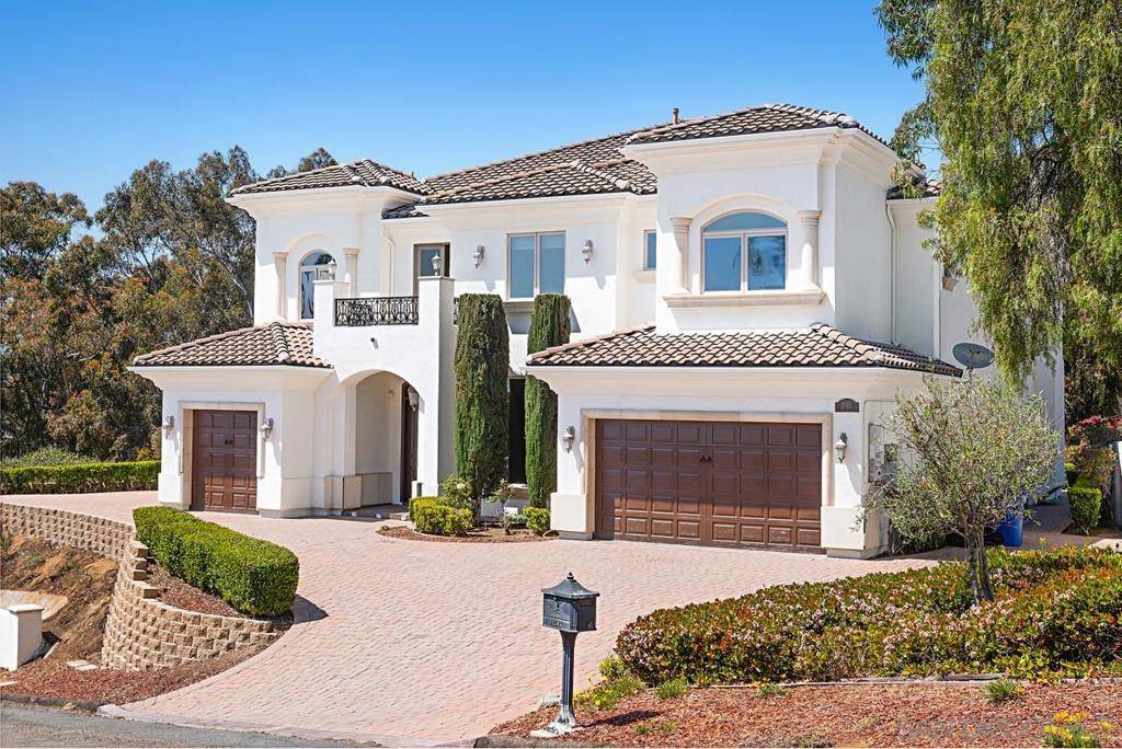Bonita, CA 91902,3745 Vista Pointe