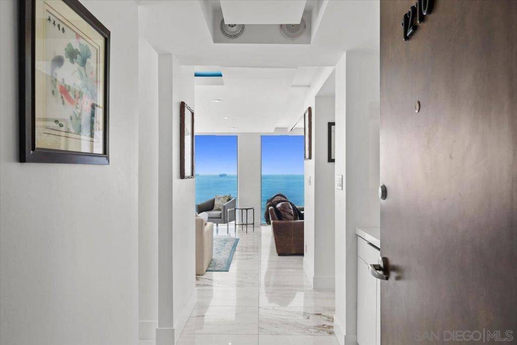 Coronado, CA 92118,1830 Avenida Del Mundo #1210