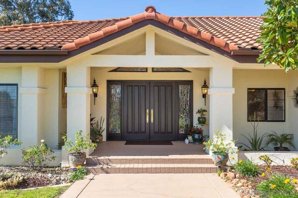 Poway, CA 92064,13012 Solera Way