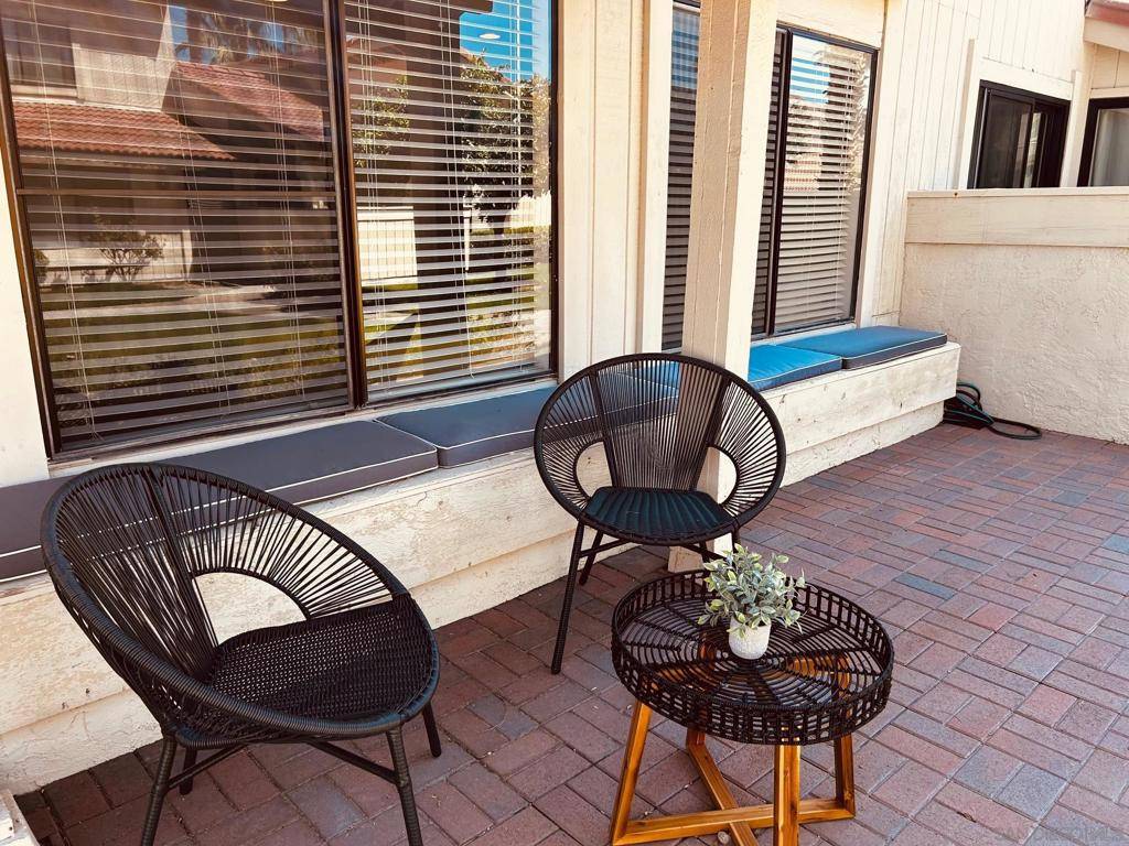 Palm Springs, CA 92264,6135 Montecito Dr #5