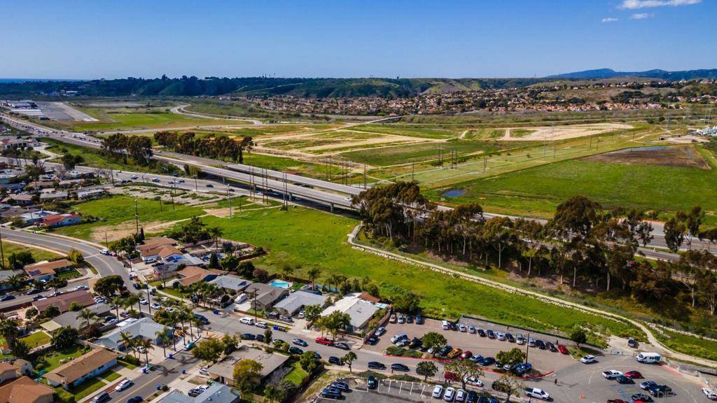 Oceanside, CA 92058,Hacienda Dr
