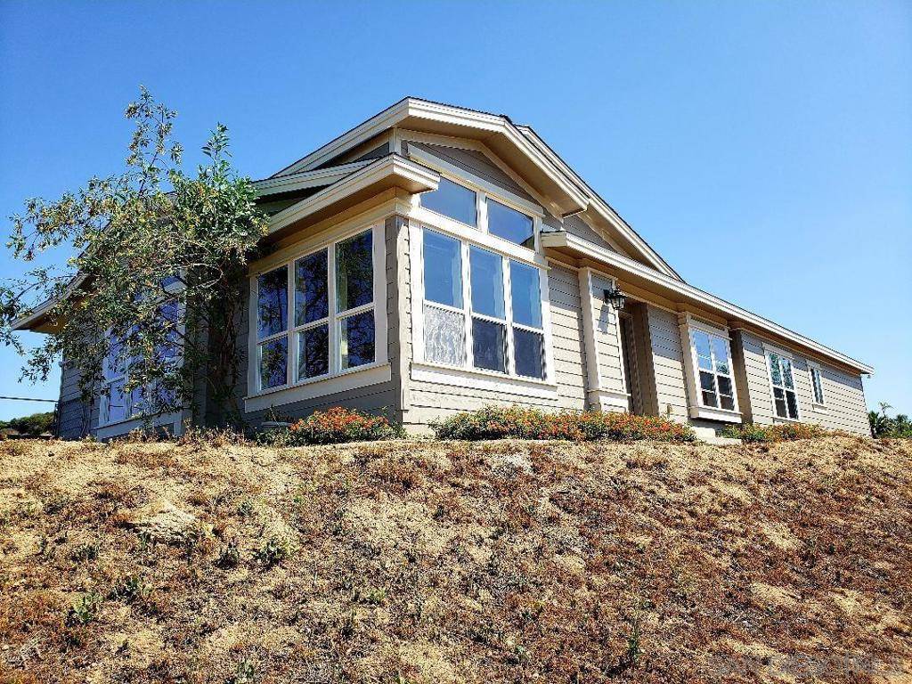 Escondido, CA 92026,30663 Camino De Las Lomas