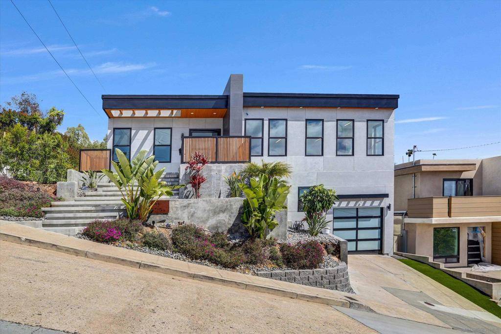 San Diego, CA 92110,1892 Titus St
