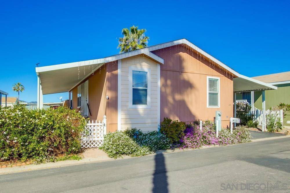 El Cajon, CA 92021,450 E Bradley Ave #SPC 69
