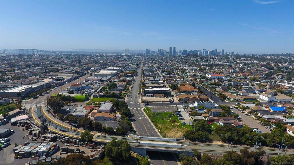 San Diego, CA 92102,3204 Imperial Avenue