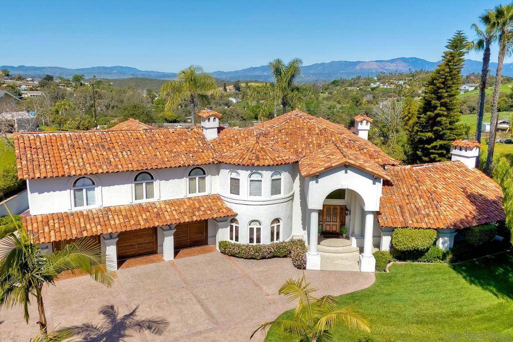 Fallbrook, CA 92028,4949 San Jacinto Circle West