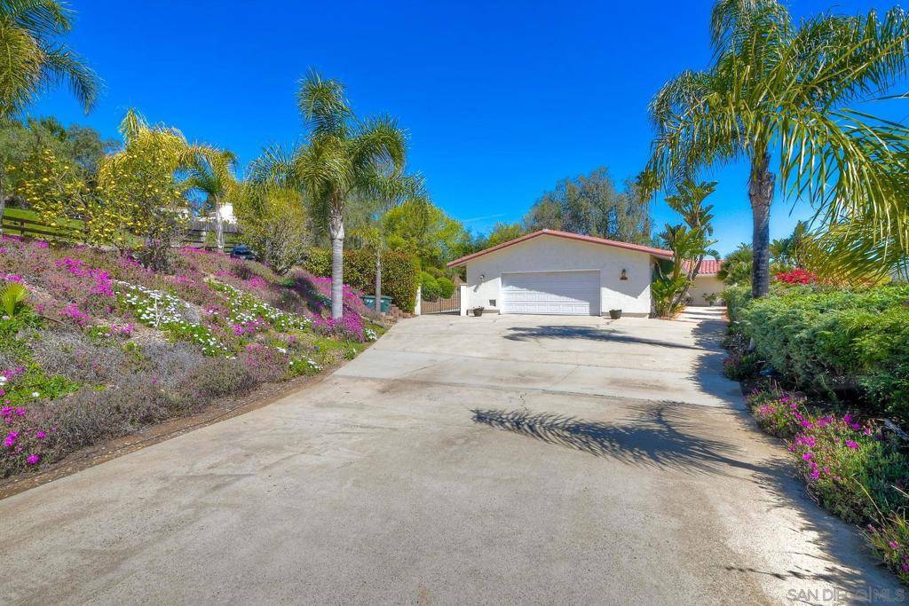 Poway, CA 92064,13940 NORTHCREST LANE