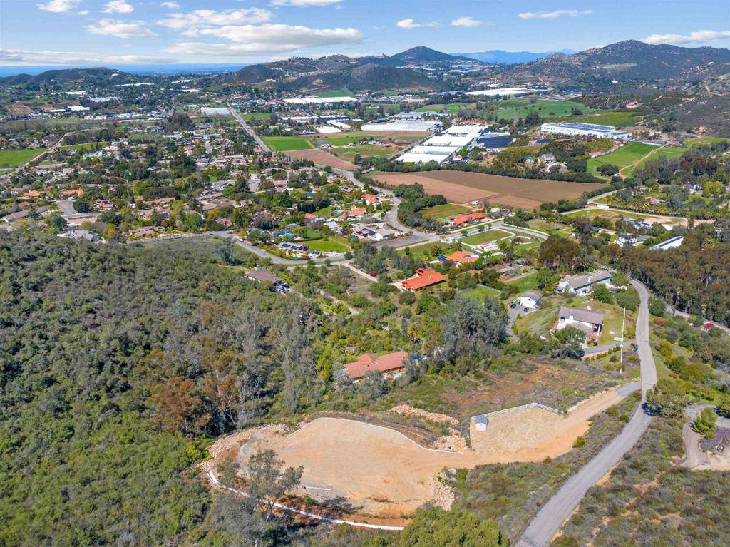 San Marcos, CA 92069,827 Eucalyptus Woods Rd.