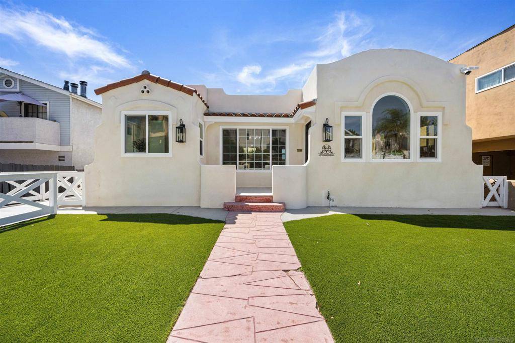San Diego, CA 92104,3764 Villa Terrace