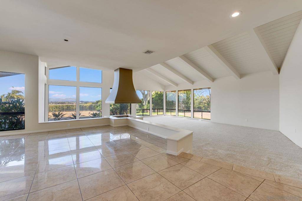 La Jolla, CA 92037,3013 Woodford Dr