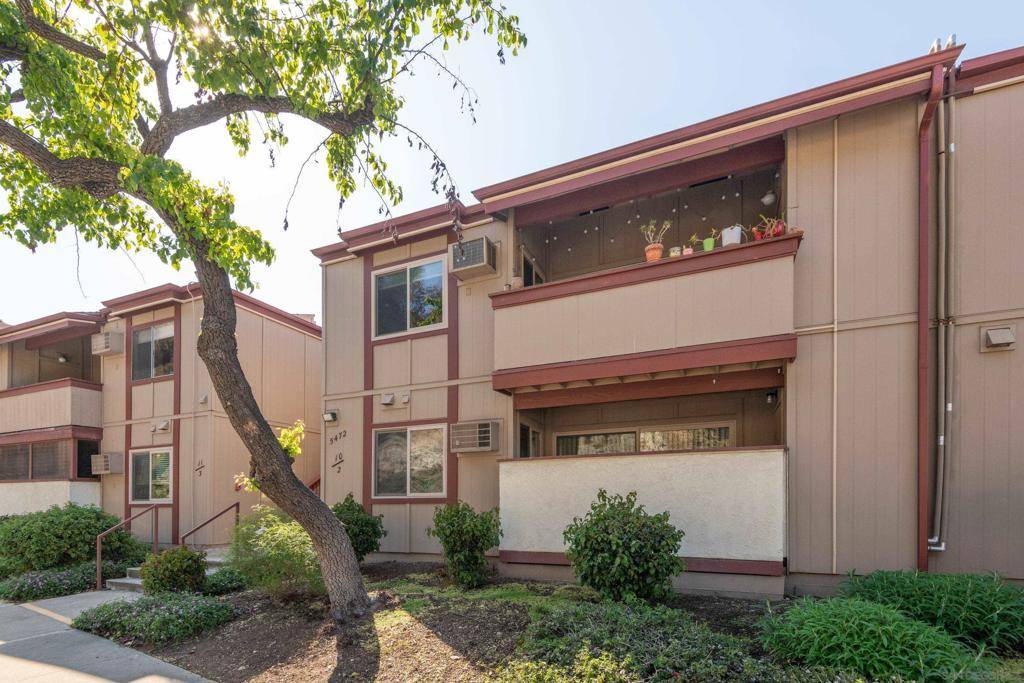 San Diego, CA 92120,5472 Adobe Falls Rd #2