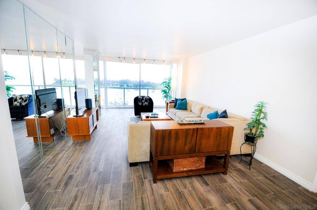 Coronado, CA 92118,1770 Avenida Del Mundo #706