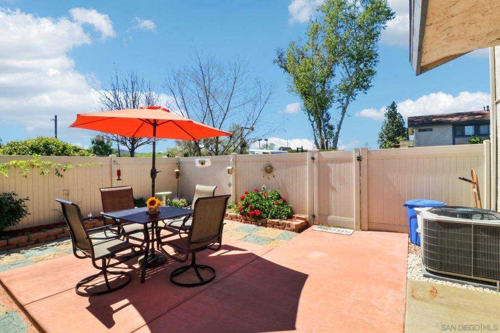 Lakeside, CA 92040,12650 Lakeshore Dr #154