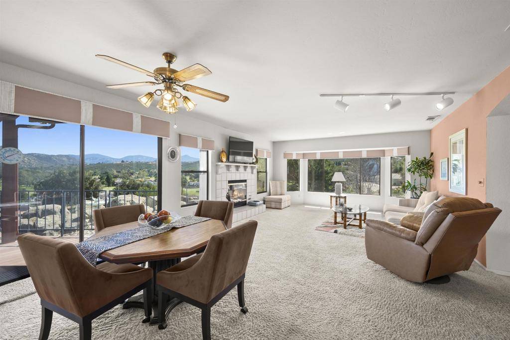 Ramona, CA 92065,15519 Calistoga Dr.