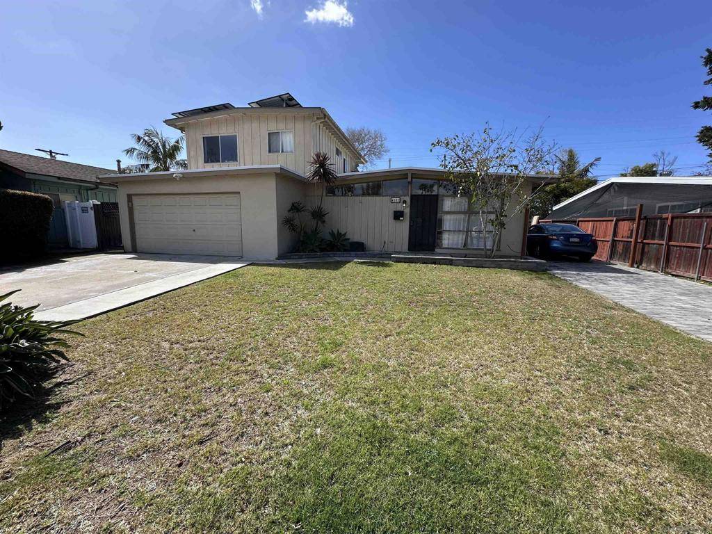 San Diego, CA 92117,4652 Coconino Way