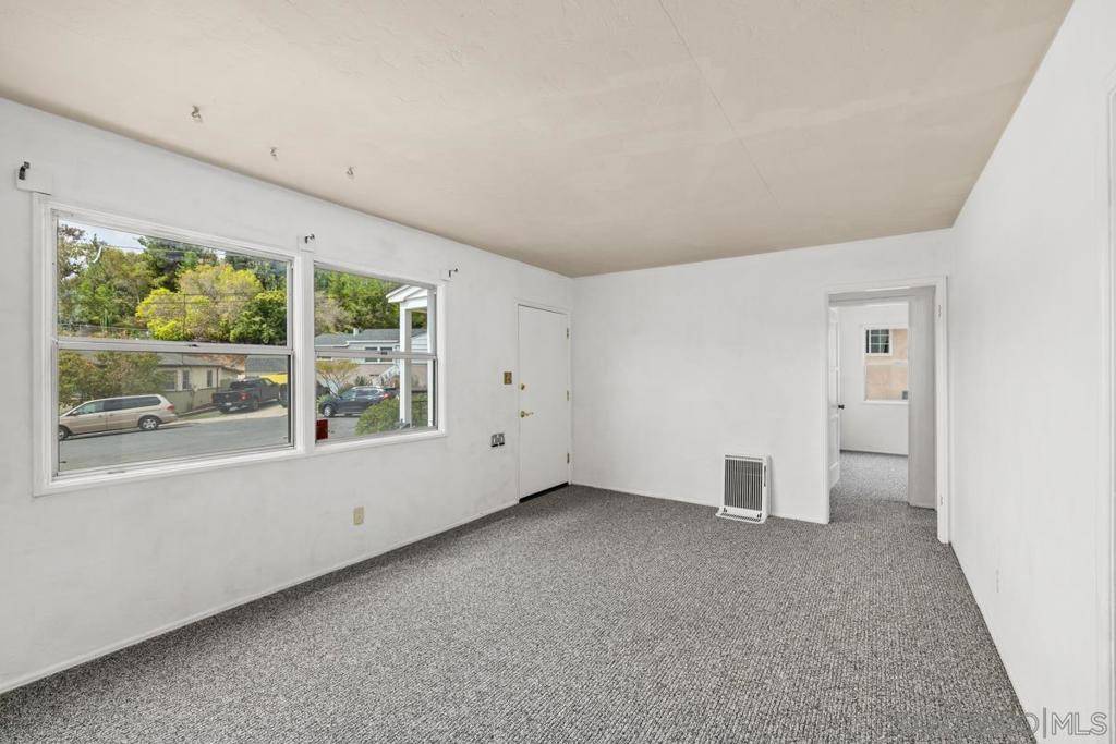 San Diego, CA 92115,4171 60Th St