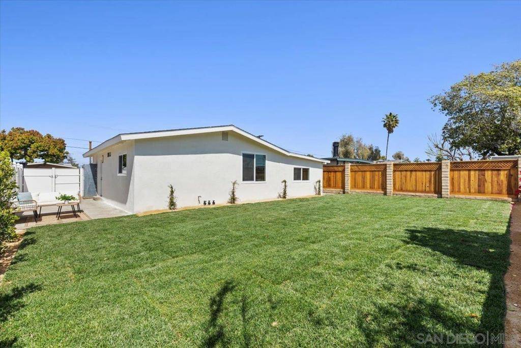 San Diego, CA 92117,5149 Bellvale Ave