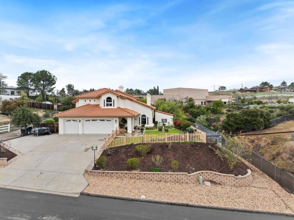 Alpine, CA 91901,2350 Victoria Cir