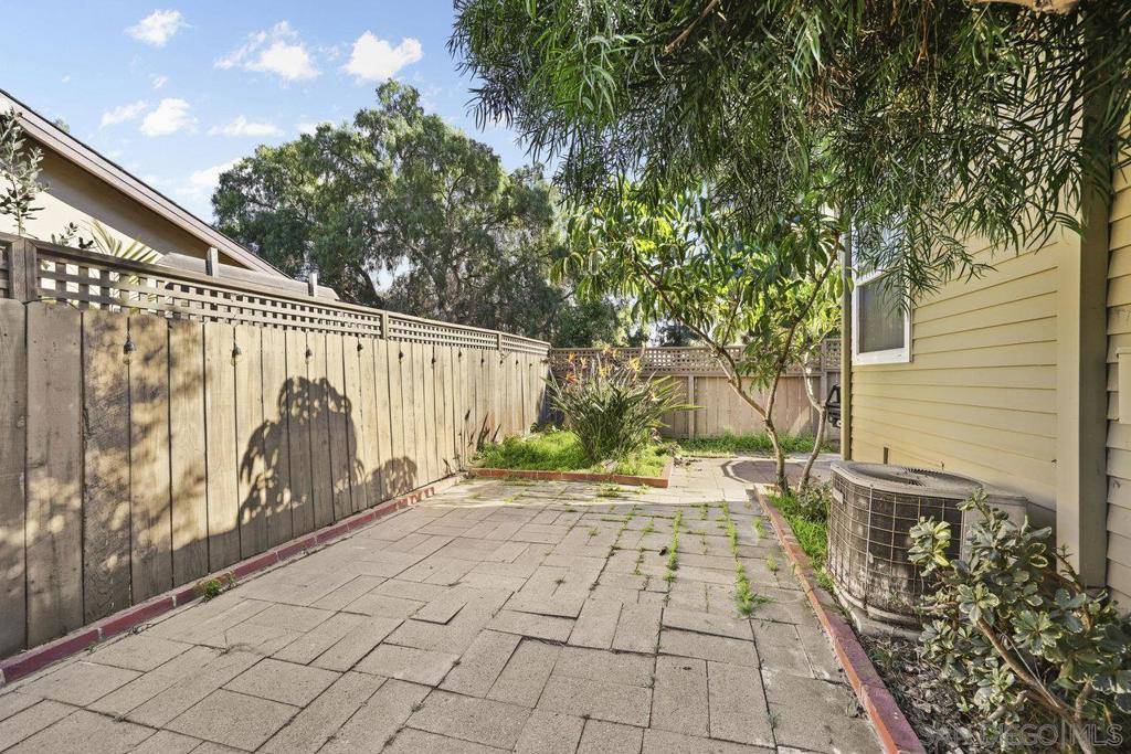 San Diego, CA 92107,3830 40 Tennyson St