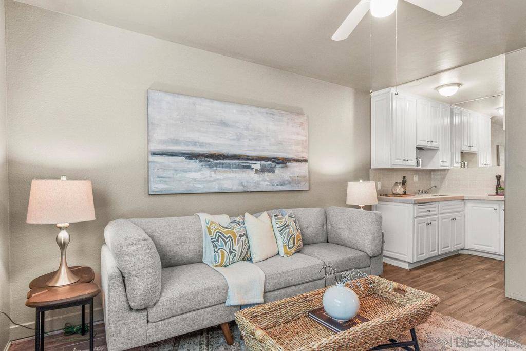 San Diego, CA 92104,3796 Alabama St #123