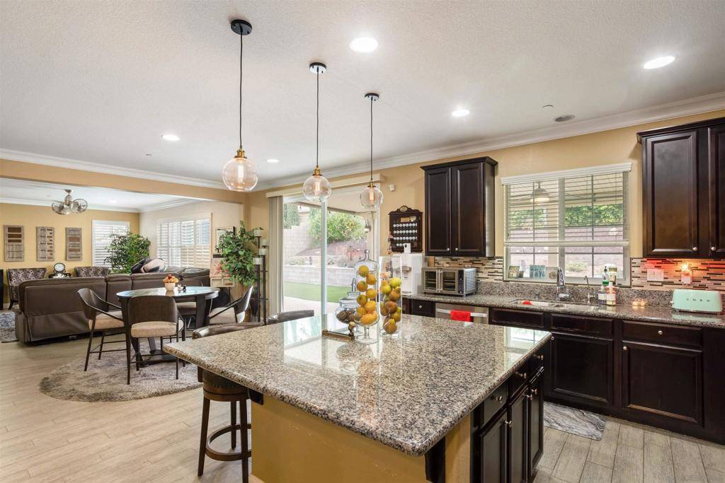 Fontana, CA 92336,16022 Cascade Dr