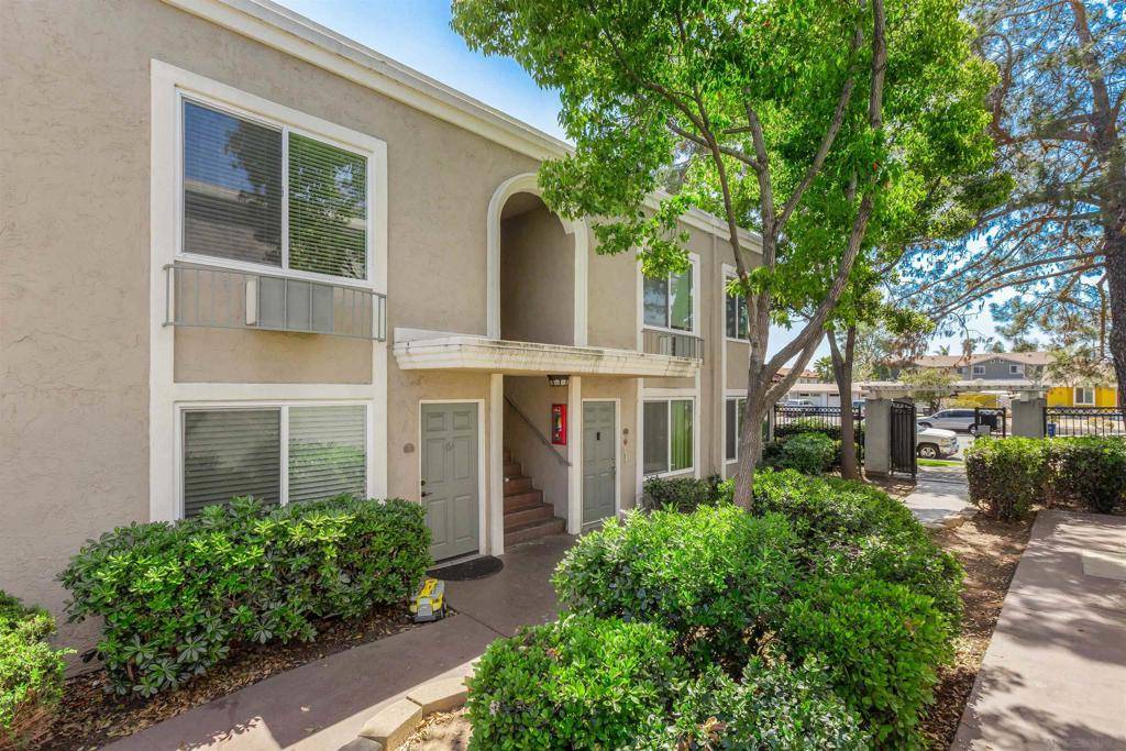 Escondido, CA 92026,1240 N Broadway #8