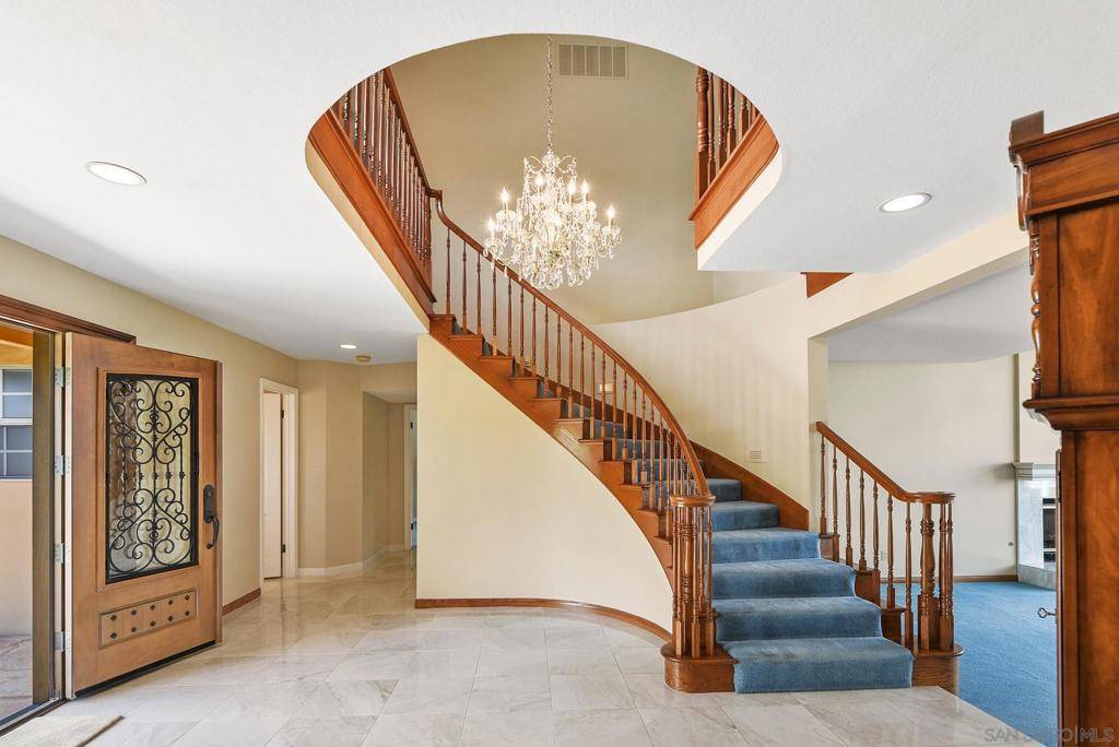 Poway, CA 92064,13000 Lomas Verdes Dr