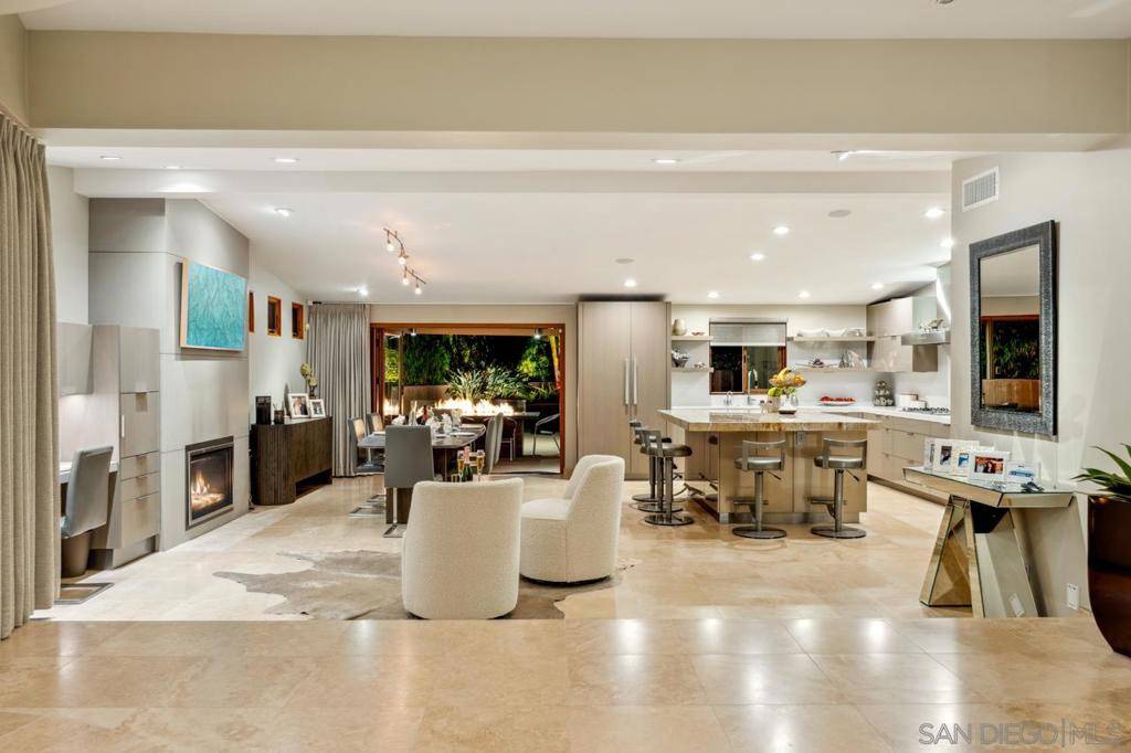 Solana Beach, CA 92075,773 E Solana Circle