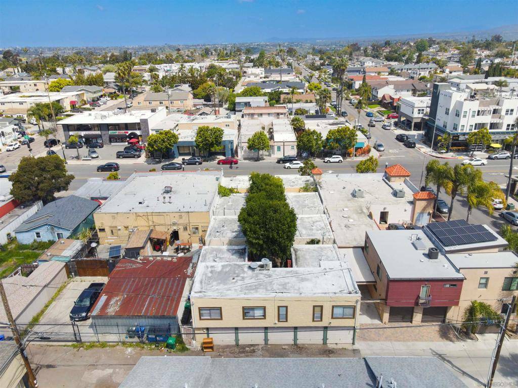 San Diego, CA 92116,3225 Adams Avenue