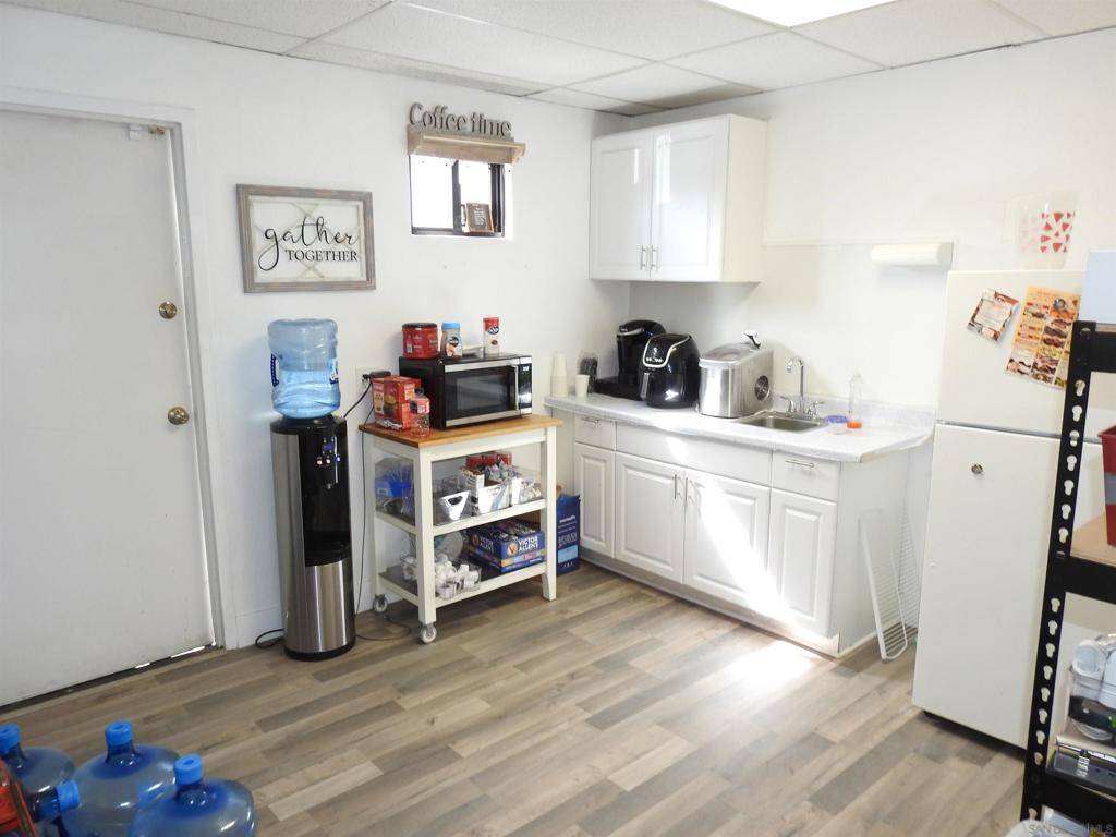 Santee, CA 92071,10503 Mission Gorge Rd