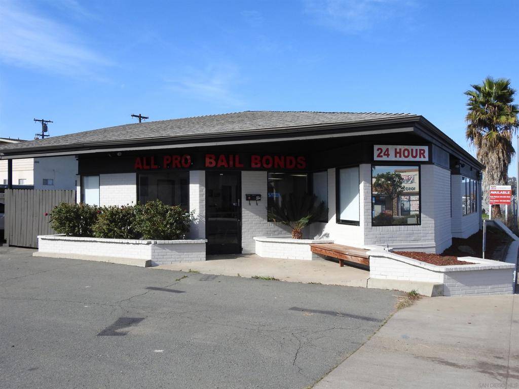 Santee, CA 92071,10503 Mission Gorge Rd