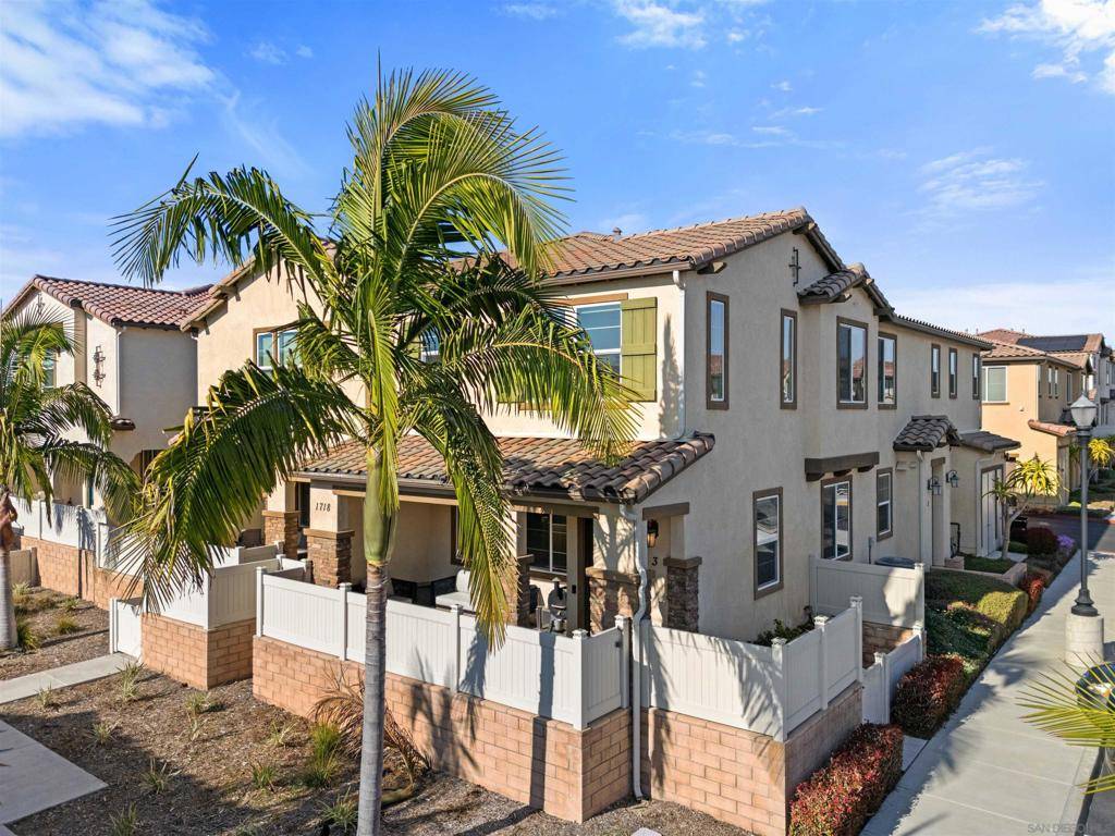 Chula Vista, CA 91913,1718 Signature Place #3