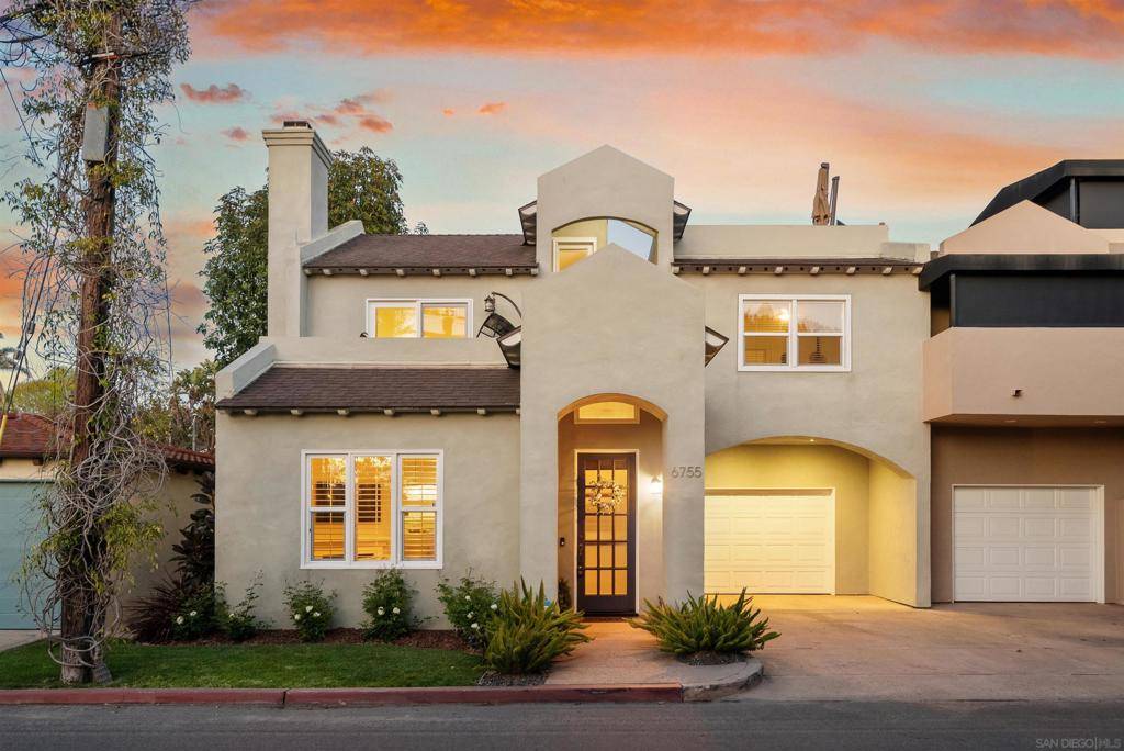 La Jolla, CA 92037,6755 Tyrian St