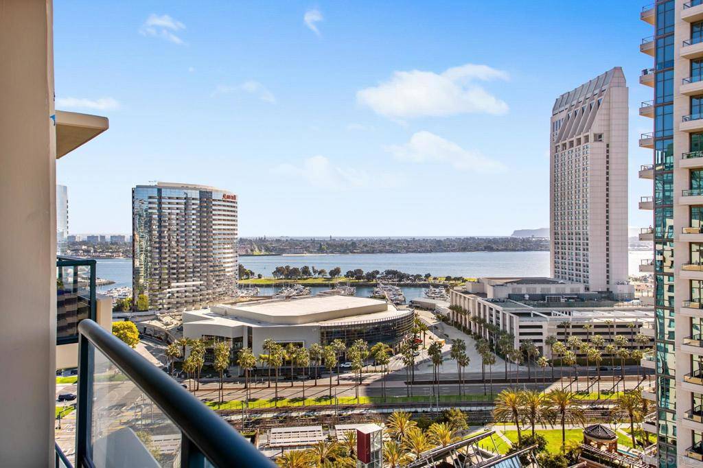 San Diego, CA 92101,555 Front St #1904