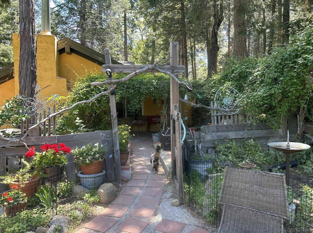 Palomar Mountain, CA 92060,22188 Crestline Road