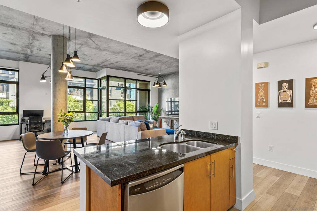 San Diego, CA 92101,1050 Island Ave #405