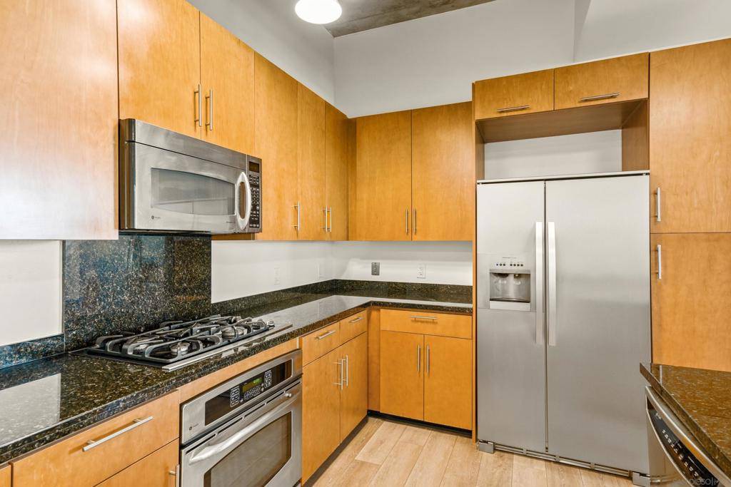 San Diego, CA 92101,1050 Island Ave #405