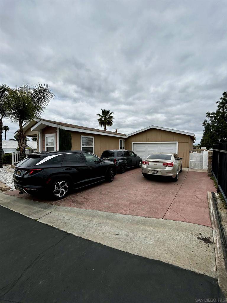 Hemet, CA 92543,500 Bahama Dr