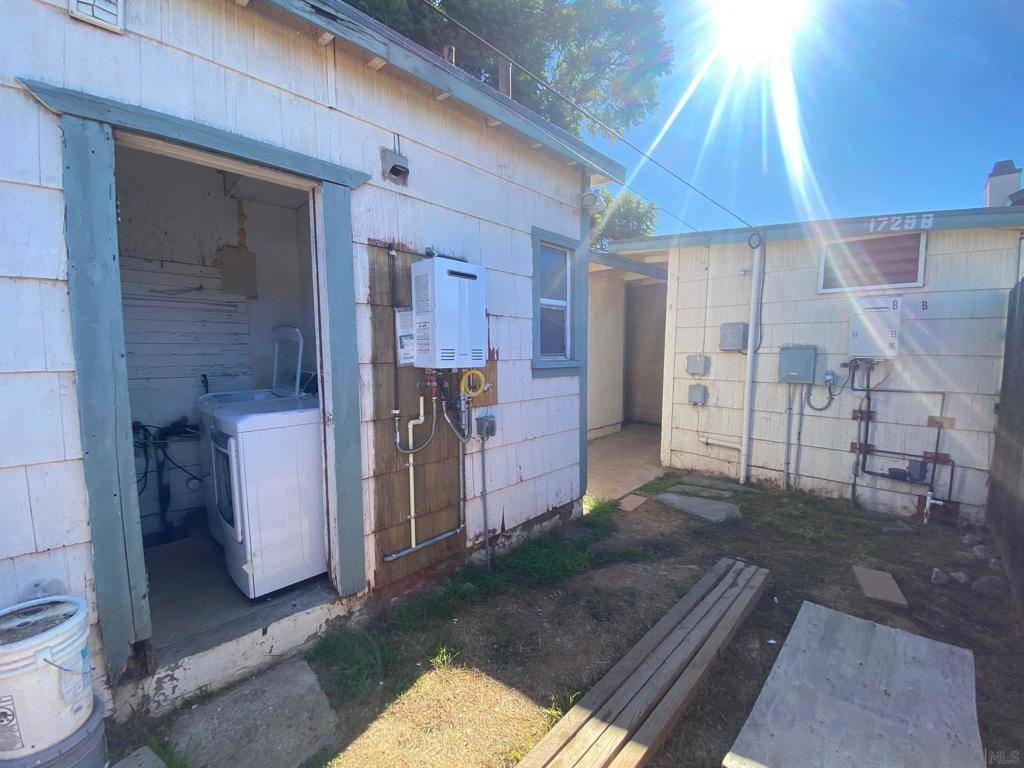 San Diego, CA 92154,1733 Dahlia Ave